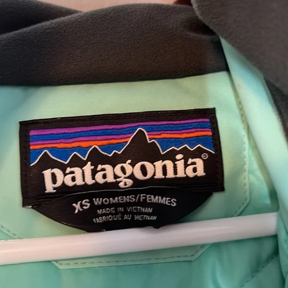 Patagonia Insulated Snowbelle Ski Snowboard Jacket in Dark Currant Size XS - Picture 12 of 15